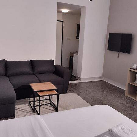 Pansea 12 Exclusive Suites テッサロニキ エクステリア 写真